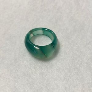 JADE RING, Size 8 1/2, UNISEX. Approximately Sz 8 1/2 translucent perfect